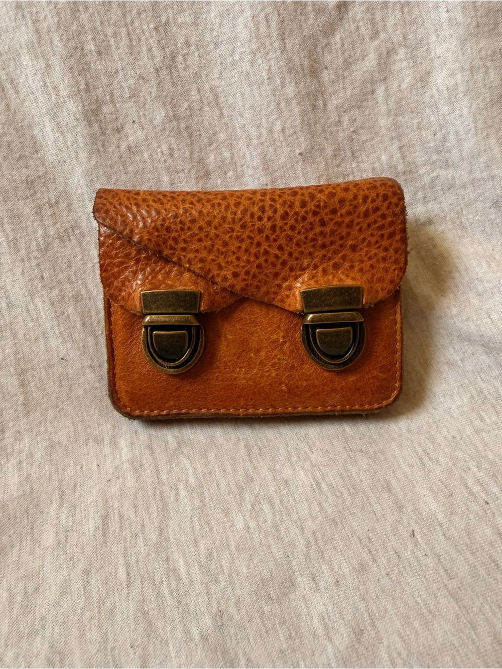 Duluth Trading Compact Tan Leather Wallet with Brass Hardware